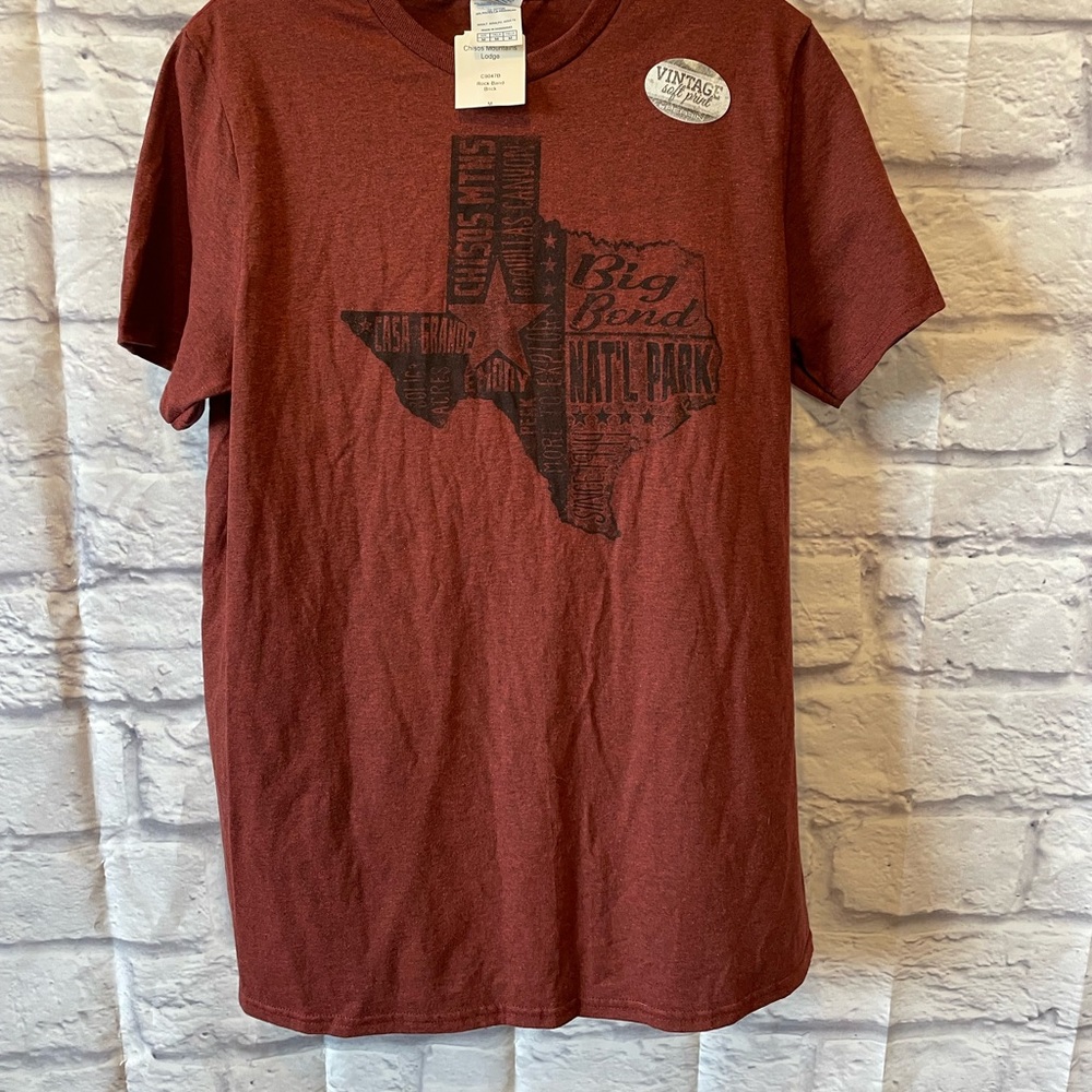 New with Tags Big Bend National Park Tee in Maroon